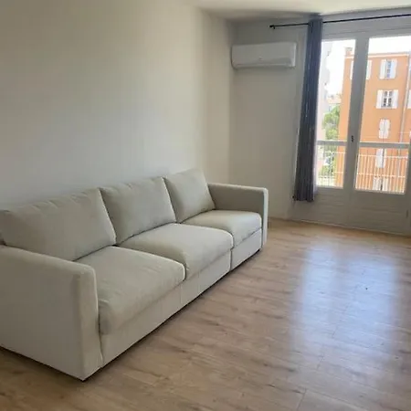 Appartement Juan F3 100 M Des Plages *